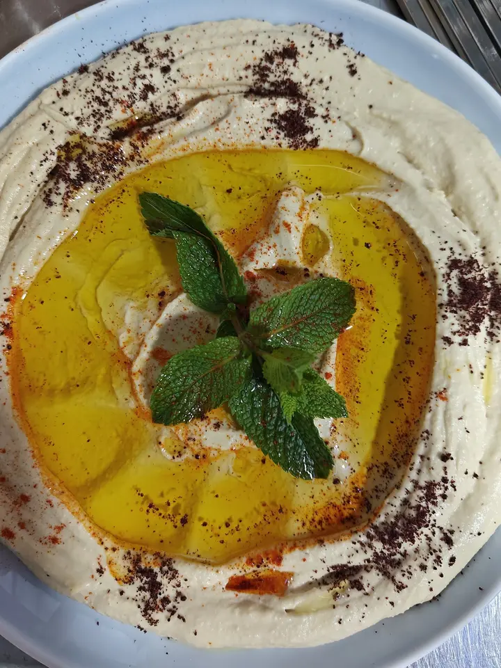 Fresh hummus at Rosto Shawarma